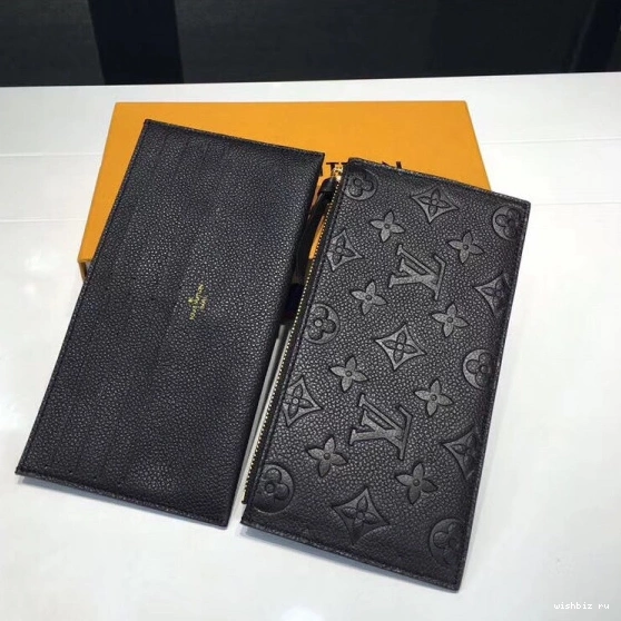 WIS POCHETTE FÉLICIE Louis Vuitton 0321